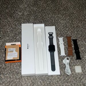 Apple Watch Series 3. 42MM space gray GPS